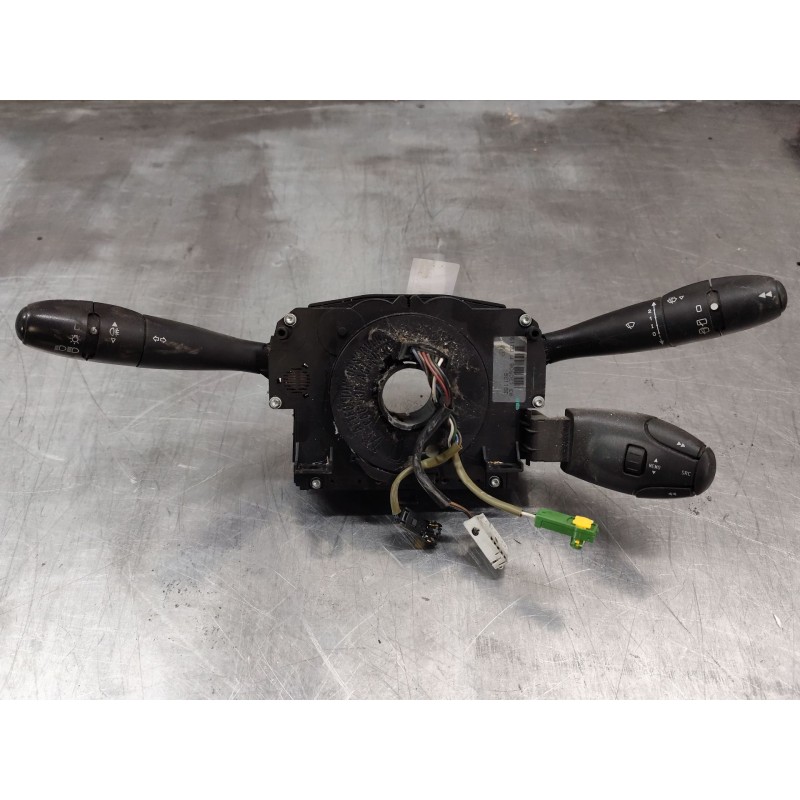 Recambio de mando multifuncion para peugeot 207 urban referencia OEM IAM 96630732XT  