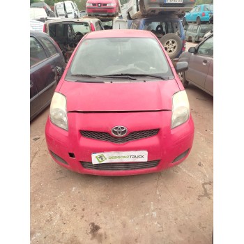 toyota yaris del año 2011