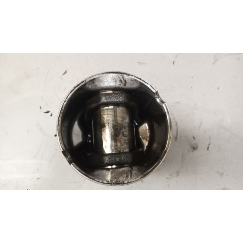 Recambio de piston para scania serie p/g/r (c-clase) fsa 420 (4x2) corto cp 13 / 14 b referencia OEM IAM 1798596 - Blanco 2