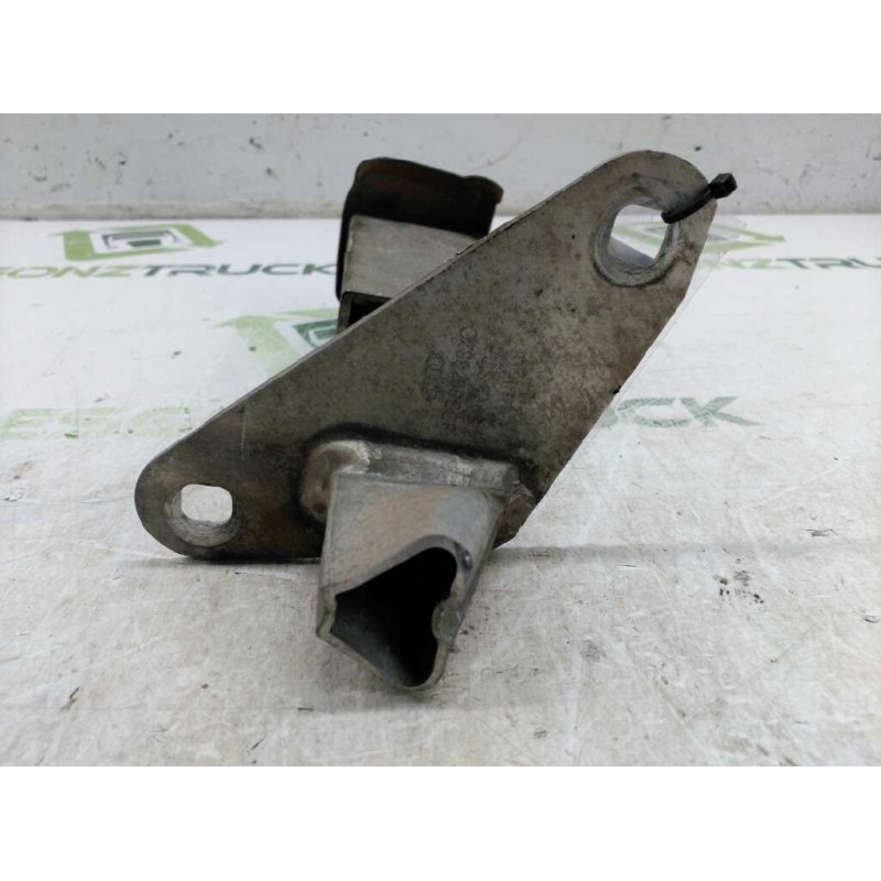 Recambio de soportes paragolpes para audi a4 berlina (b5) 1.9 tdi referencia OEM IAM  DERECHO 2
