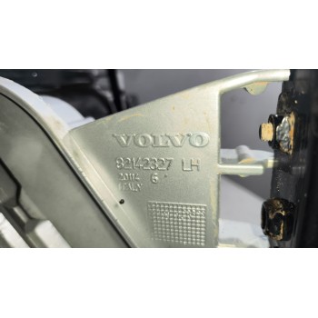 Recambio de peldaño izquierdo para volvo fh xxx referencia OEM IAM 82144986 82136982 