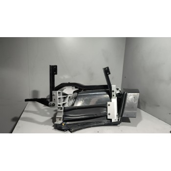 Recambio de peldaño izquierdo para volvo fh xxx referencia OEM IAM 82144986 82136982 
