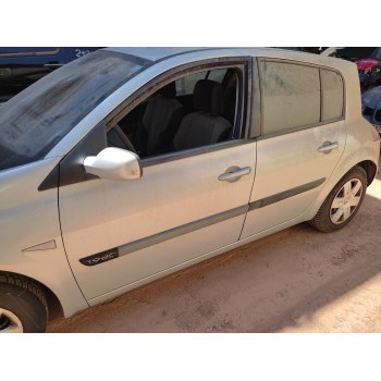 renault megane ii berlina 5p del año 2004