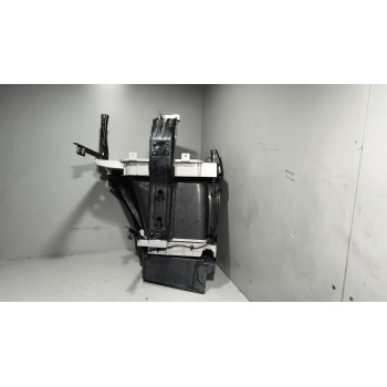 Recambio de peldaño izquierdo para volvo fh xxx referencia OEM IAM 82144986 82136982 