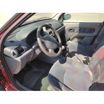 renault clio ii fase i (b/cbo) del año 2000