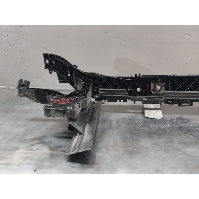 Recambio de panel frontal para renault megane ii classic berlina confort authentique referencia OEM IAM - Plata 2