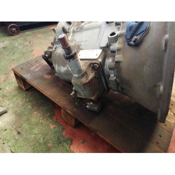 Recambio de caja cambios para nissan trucks l80-88 4.0 referencia OEM IAM T5200  