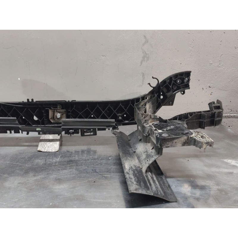 Recambio de panel frontal para renault megane ii classic berlina confort authentique referencia OEM IAM - Plata 3