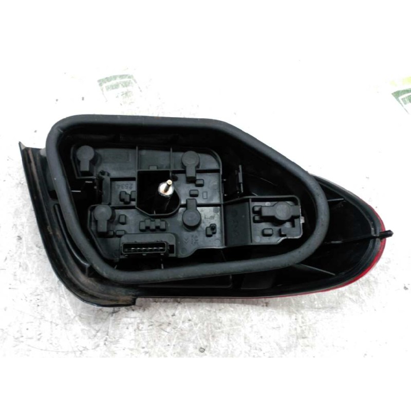 Recambio de piloto trasero derecho para citroën xsara berlina 1.9d seduction referencia OEM IAM 2534D 6351J5 2