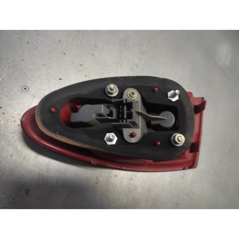 Recambio de piloto trasero izquierdo para alfa romeo 147 (190) 1.9 jtd 150 q2 referencia OEM IAM   4 PINS - Negro 2