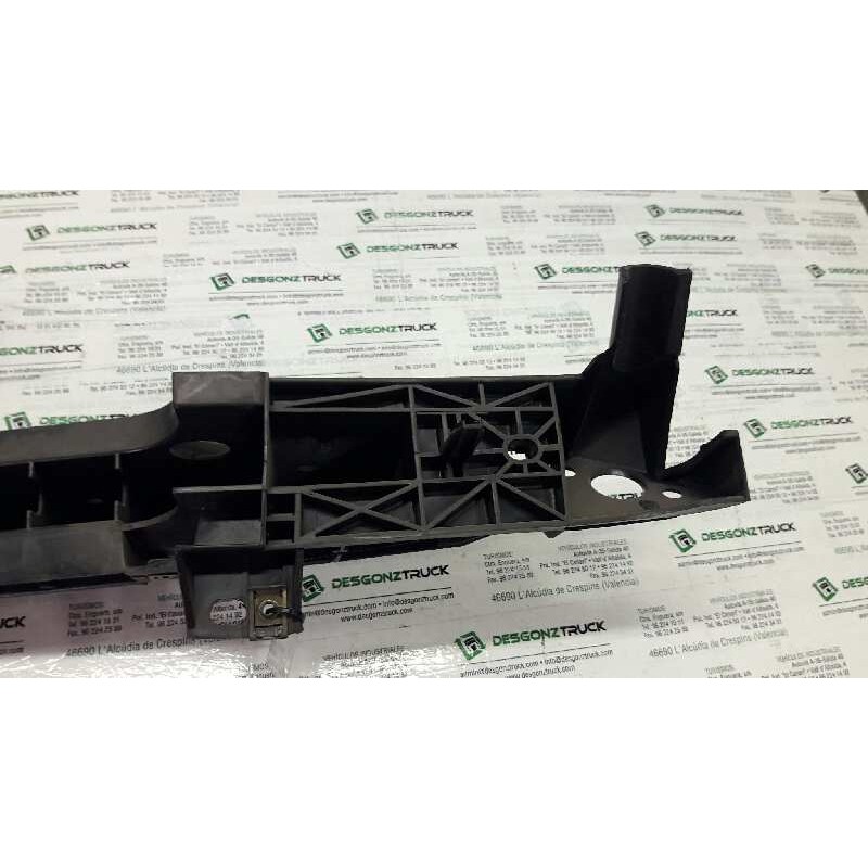 Recambio de refuerzo paragolpes trasero para peugeot 206 berlina e-music referencia OEM IAM 9628636380 4