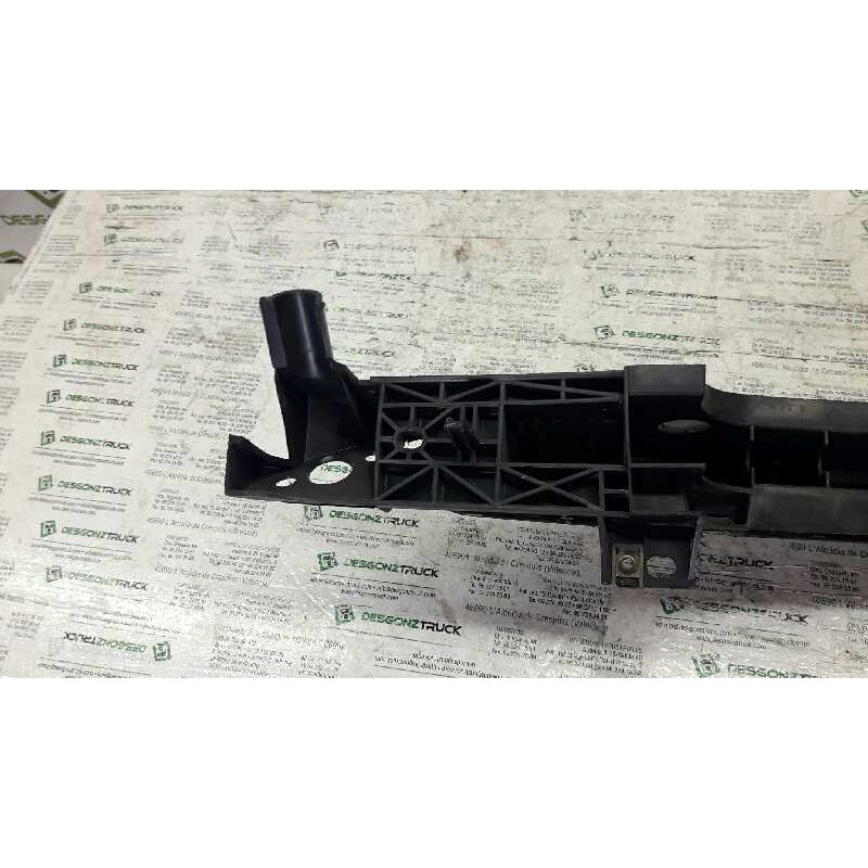 Recambio de refuerzo paragolpes trasero para peugeot 206 berlina e-music referencia OEM IAM 9628636380 5