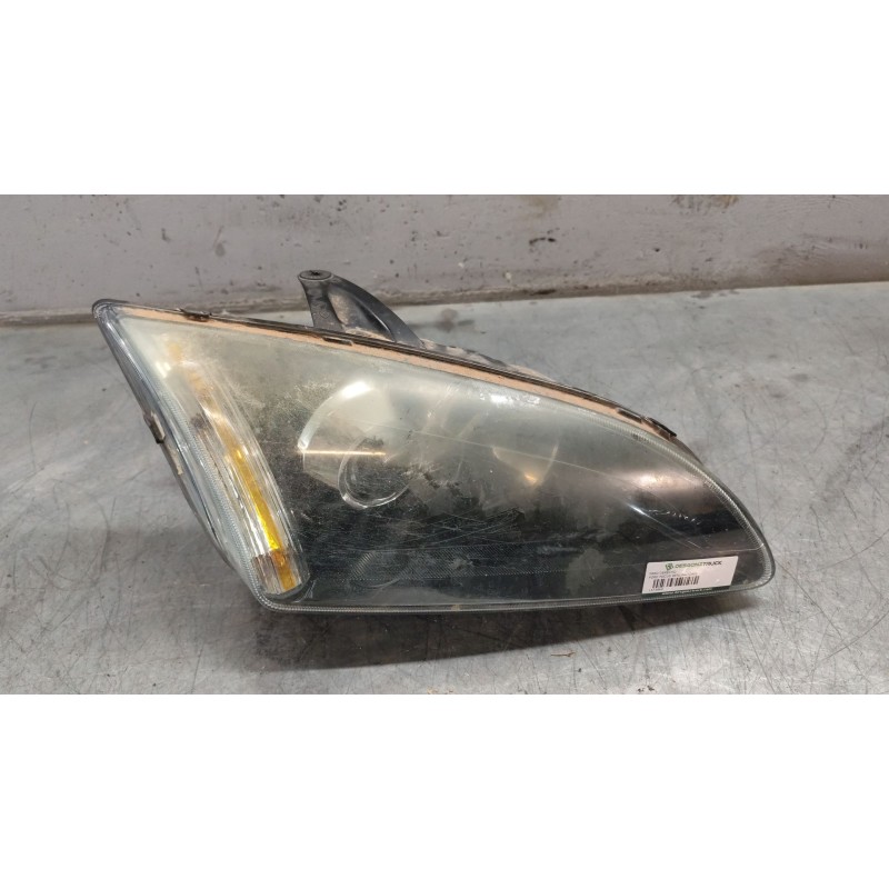 Recambio de faro derecho para ford focus berlina (cap) 1.6 cat referencia OEM IAM  XENON 
