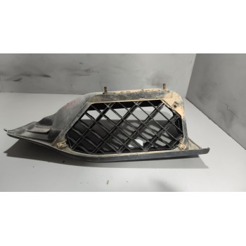 Recambio de peldaño derecho para renault midlum 6.2 diesel referencia OEM IAM 7484585581  
