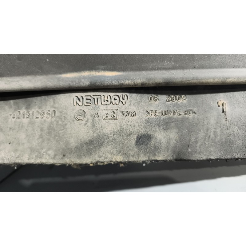 Recambio de guardabarros delantero derecho para renault midlum 6.2 diesel referencia OEM IAM 5010302382 - Blanco 2