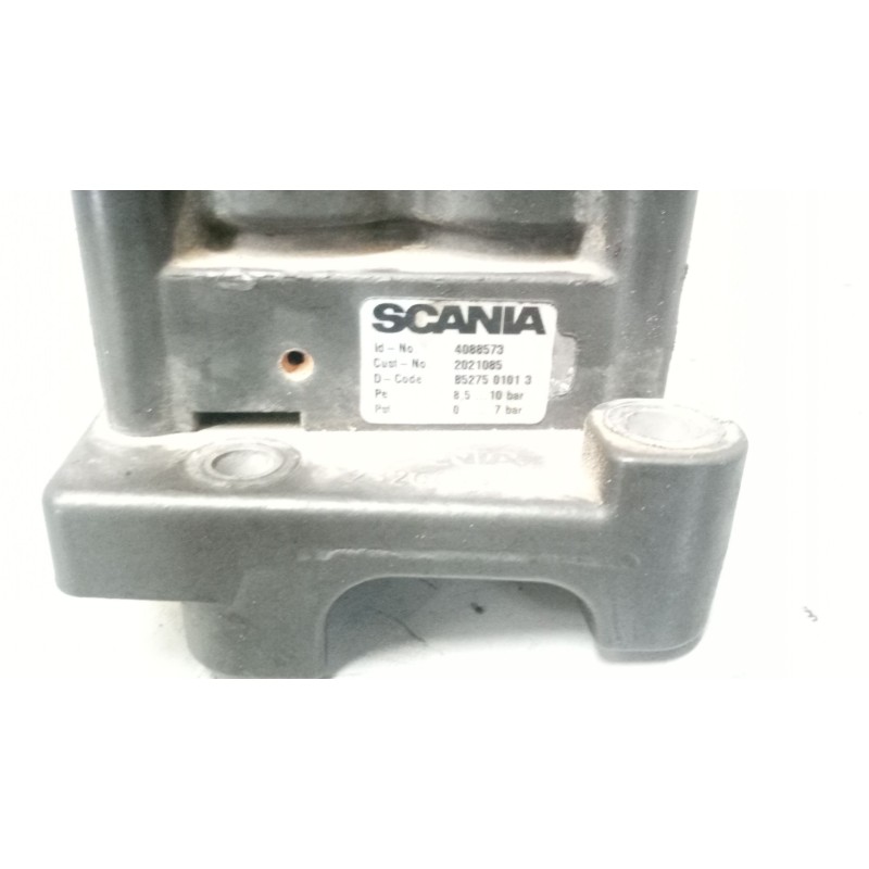 Recambio de valvula aire para scania serie p/g/r (l-clase) 12.7 diesel referencia OEM IAM 2021085  BLOQUE DE VALVULAS - Rojo 4