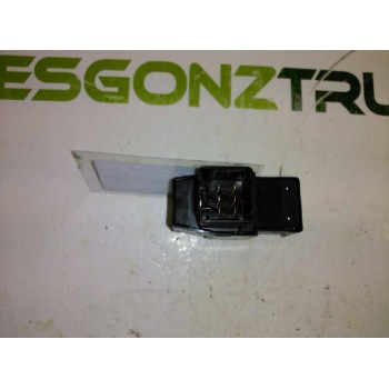 Recambio de mando elevalunas trasero derecho para volvo s60 berlina 2.4 d referencia OEM IAM 9472275  
