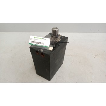 Recambio de bomba elevacion cabina para renault serie t 12.8 diesel referencia OEM IAM 21726535  15463022856