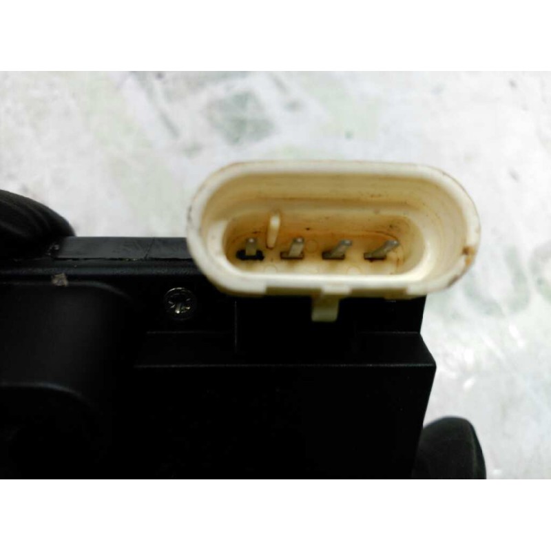 Recambio de cerradura puerta trasera derecha para opel corsa a city referencia OEM IAM 90159255 - Blanco 2