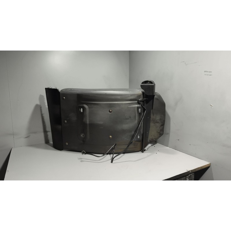 Recambio de guardabarros delantero izquierdo para renault midlum 6.2 diesel referencia OEM IAM 5010302382  
