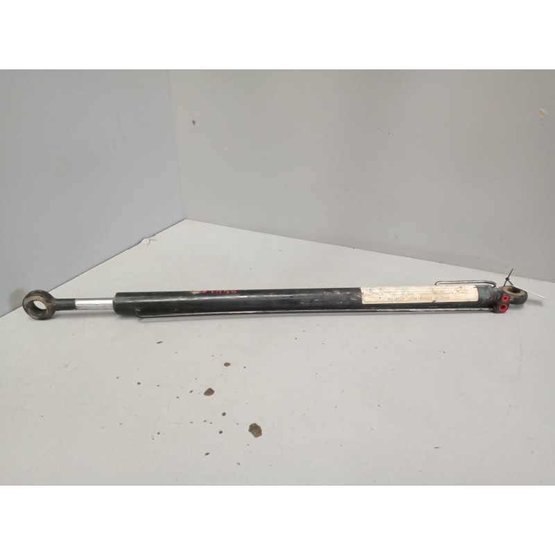 Recambio de brazo elevacion cabina para man tgx 18.xxx 12.4 diesel referencia OEM IAM 81417236124  81417236138