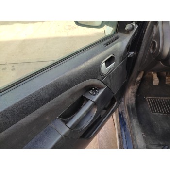 ford fiesta (cbk) del año 2004