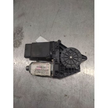 Recambio de motor elevalunas delantero derecho para volkswagen passat berlina (3b2) básico referencia OEM IAM 9776101436203  