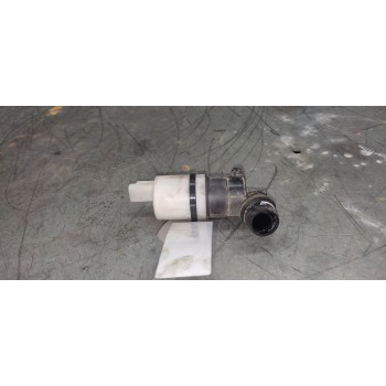 Recambio de bomba limpia para renault trafic combi (ab 4.01) 1.9 diesel referencia OEM IAM 9641553880  2 PINS
