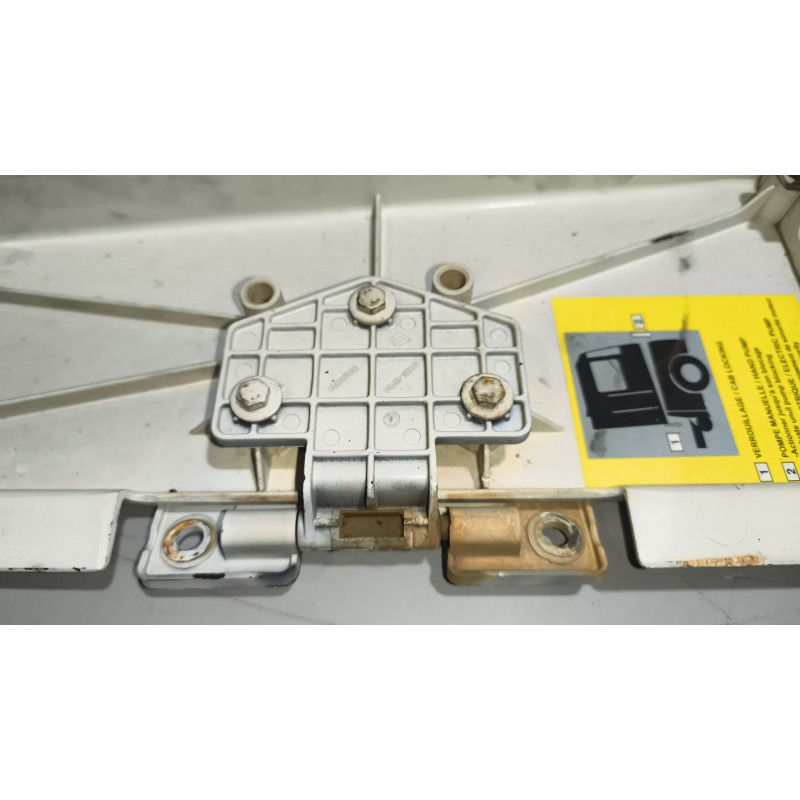 Recambio de moldura trasera cabina para renault magnum ab diesel referencia OEM IAM 5010599377 DERECHA - Blanco 3