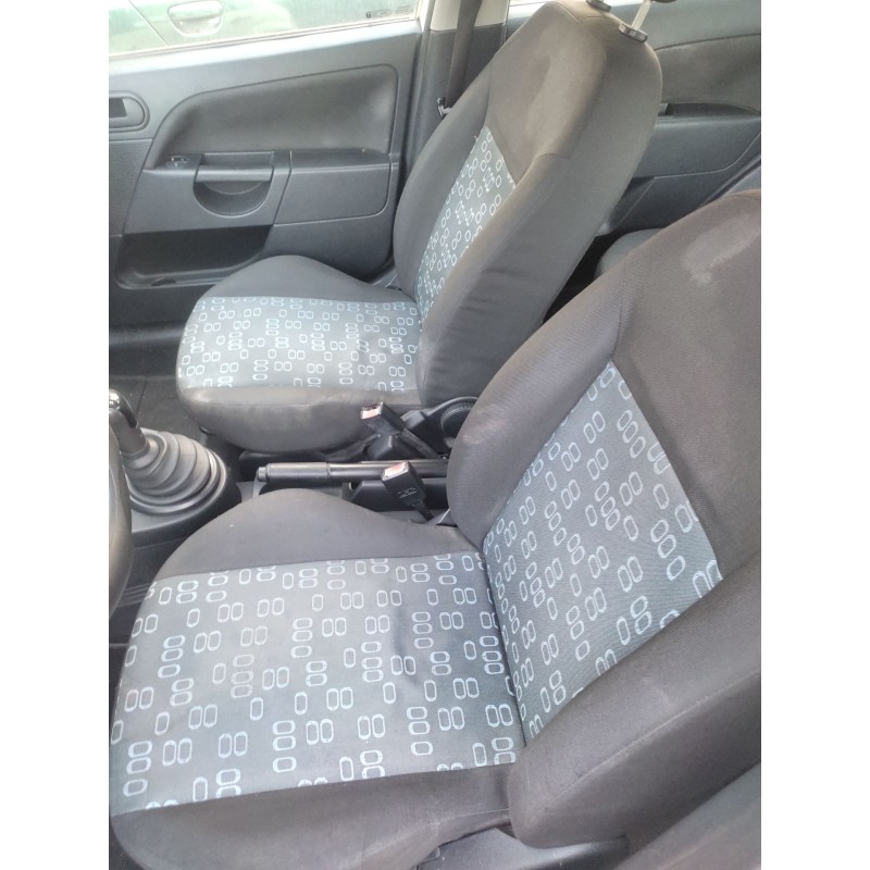 Recambio de asiento delantero derecho para ford fiesta (cbk) ambiente referencia OEM IAM   