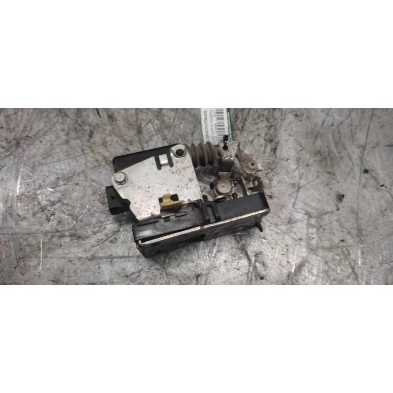 Recambio de cerradura puerta trasera izquierda para dacia logan laureate referencia OEM IAM   2 PINS 2