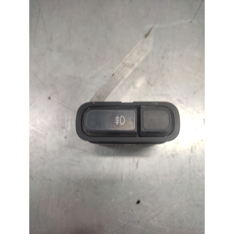 Recambio de boton antiniebla para mg mg zs zs 120 referencia OEM IAM  8 PINS 