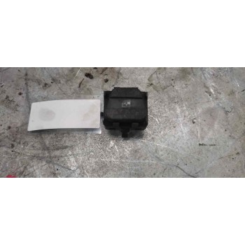 MANDO ELEVALUNAS DELANTERO DERECHO 5 PINS