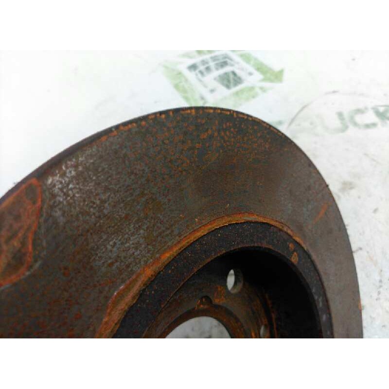 Recambio de disco freno delantero para peugeot 205 berlina 1.1 mito referencia OEM IAM 424995 - Blanco 3