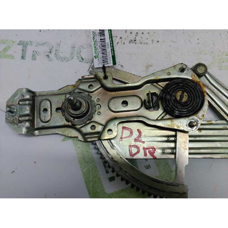 Recambio de elevalunas delantero derecho para peugeot 205 berlina 1.1 mito referencia OEM IAM 922252 - Blanco 2
