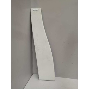Recambio de moldura puerta delantera izquierda para iveco stralis (as) fsa t / p 4x2 gran espacio referencia OEM IAM 500397857  