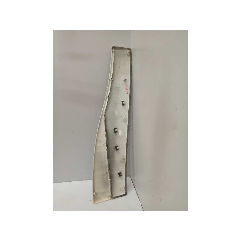 Recambio de moldura puerta delantera izquierda para iveco stralis (as) fsa t / p 4x2 gran espacio referencia OEM IAM 500397857 - Blanco 3