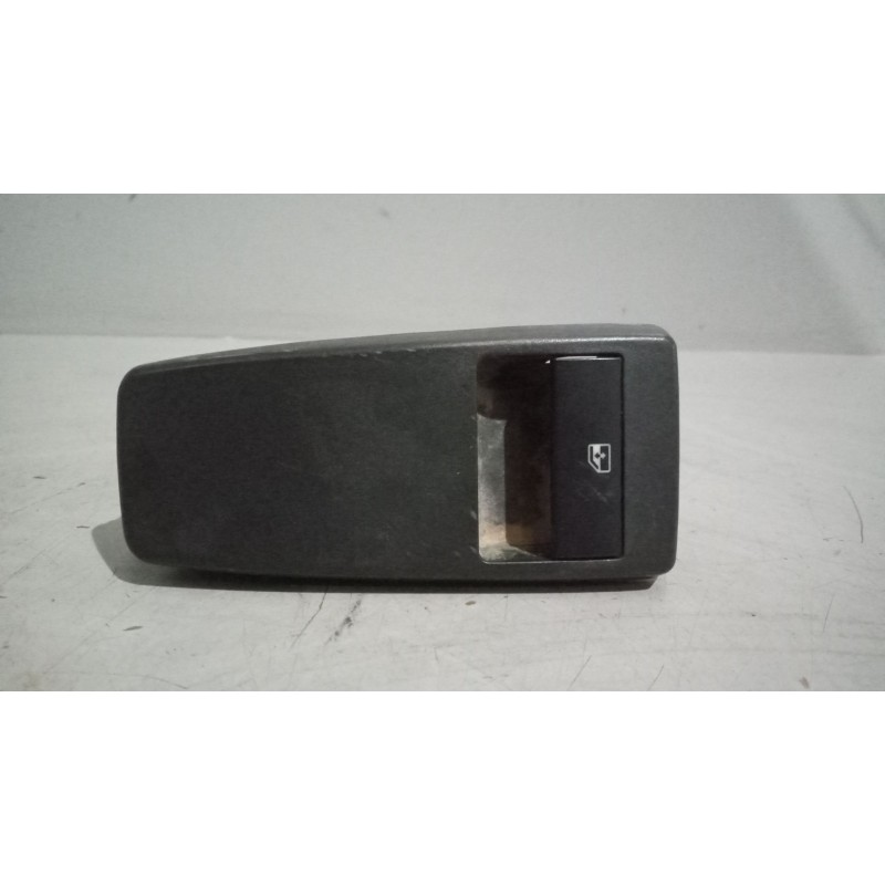 Recambio de mando elevalunas delantero derecho para man tgx 18.xxx 12.4 diesel referencia OEM IAM 81258067095  