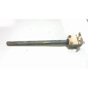 Recambio de soporte guardabarros trasero para renault magnum ab diesel referencia OEM IAM   