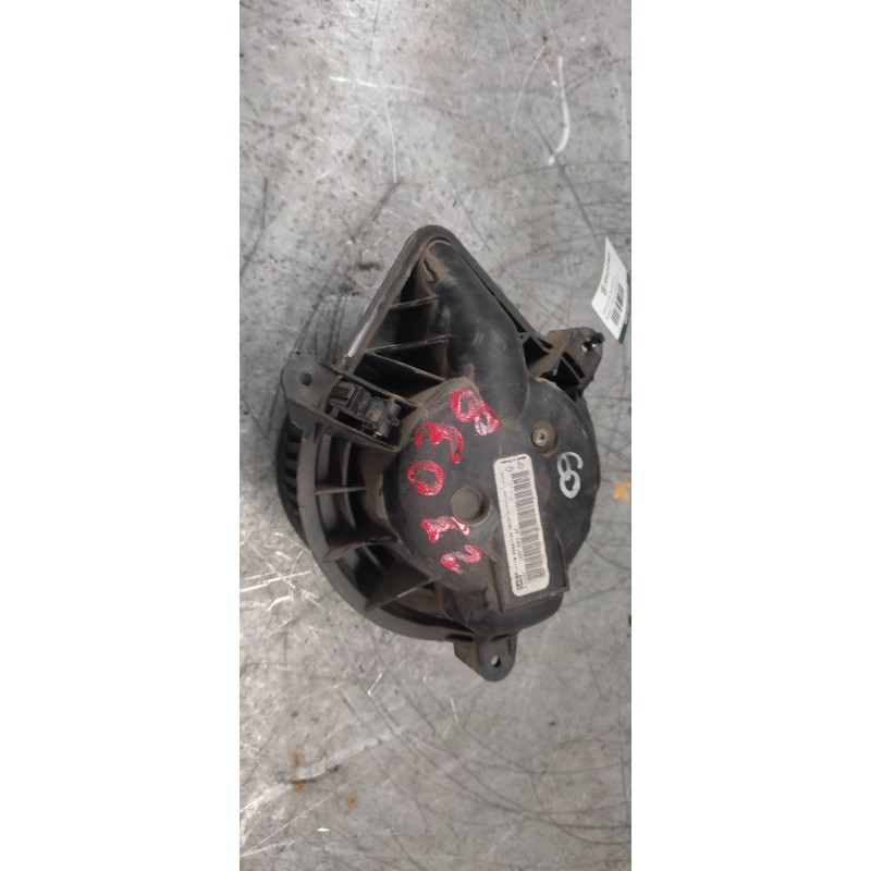Recambio de ventilador calefaccion para renault trafic combi (ab 4.01) 1.9 diesel referencia OEM IAM F964173T  