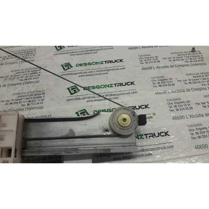 Recambio de elevalunas trasero izquierdo para citroën c3 1.4 satisfaction referencia OEM IAM 4