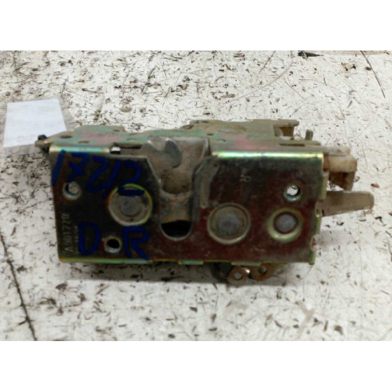 Recambio de cerradura puerta delantera derecha para mercedes-benz vito (w638) caja cerrada 112 cdi  (638.094) referencia OEM IAM - Blanco 3