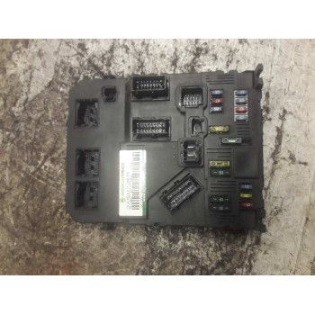 CAJA RELES / FUSIBLES BSI