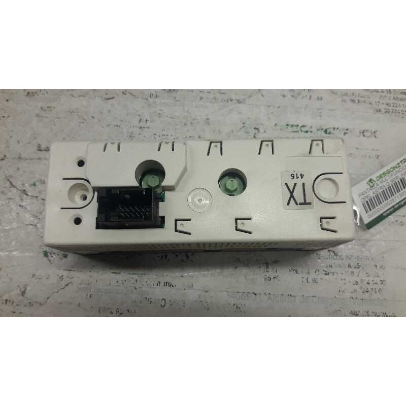 Recambio de pantalla multifuncion para opel astra g berlina club referencia OEM IAM 317099190 2