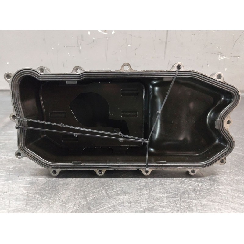Recambio de carter para iveco daily config. paquetería cabina simple 35s... batalla 3750 referencia OEM IAM - Blanco 2