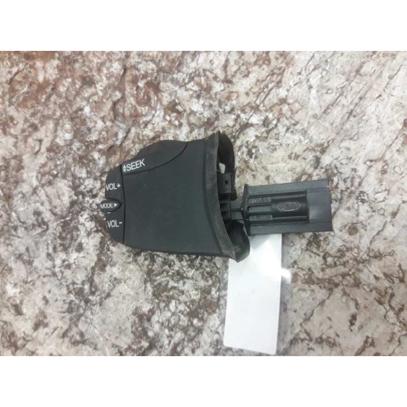Recambio de mando volante para ford tourneo connect (tc7) kombi b. corta (2006) referencia OEM IAM 98AB14K147AD 3 PINS - Blanco 3