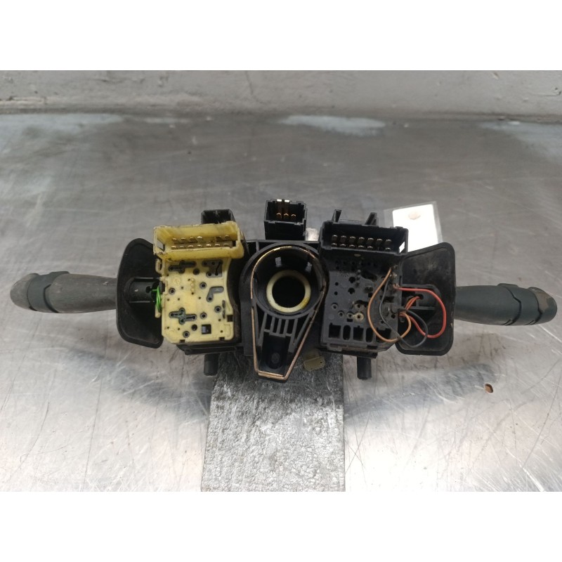Recambio de mando multifuncion para renault megane i coach/coupe (da0) 1.9 dti diesel cat referencia OEM IAM 7700428212 - Amarillo 2