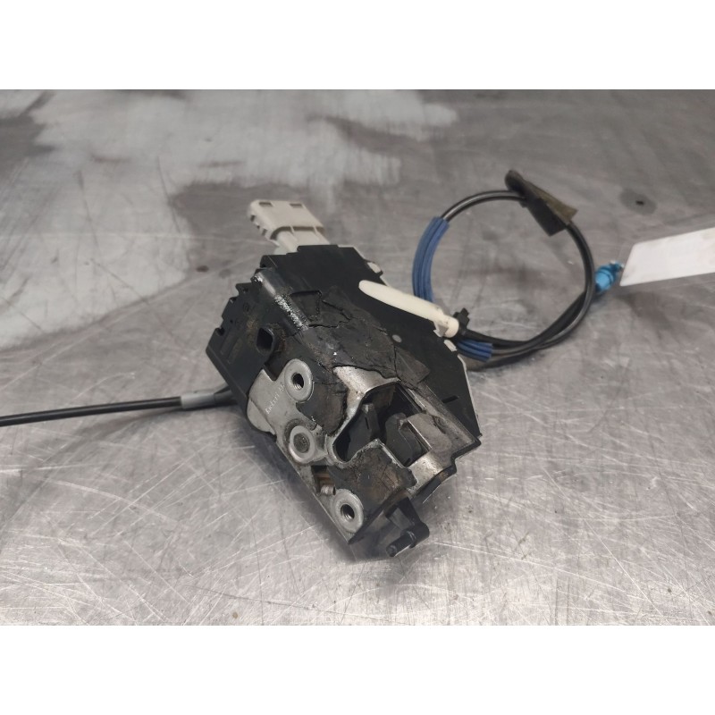 Recambio de cerradura puerta trasera derecha para citroën c4 berlina collection referencia OEM IAM 9681337080  6 PINS