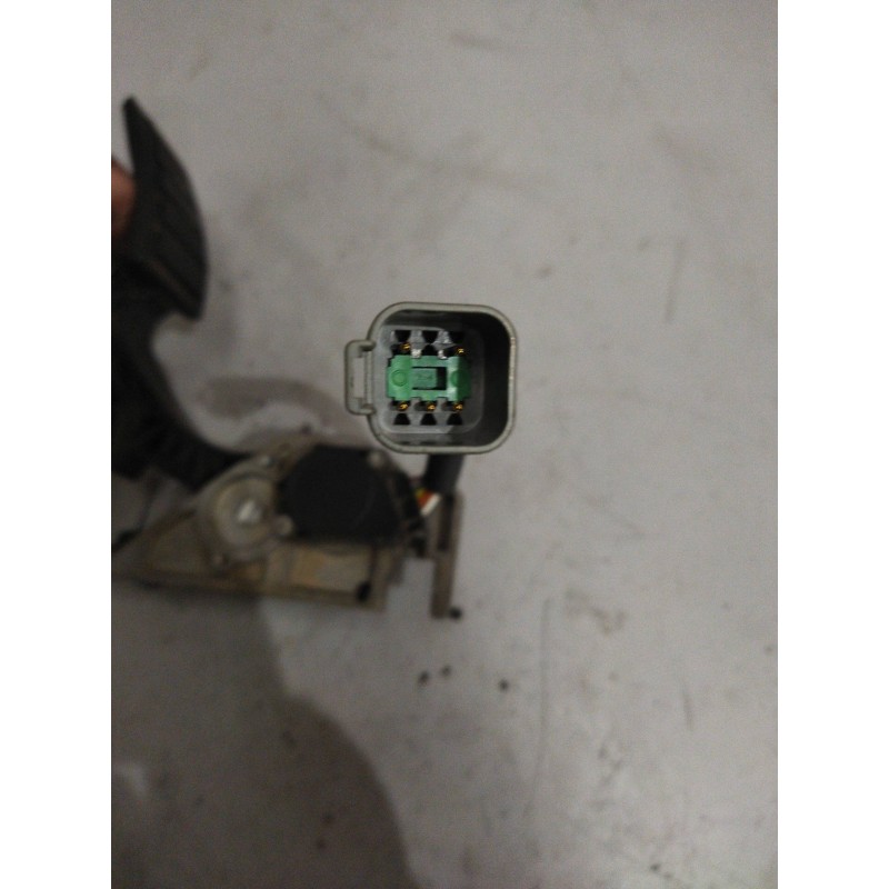 Recambio de pedal acelerador para volvo fm 12 asta 2001 12.1 diesel (d12d420) referencia OEM IAM 20715971 - Blanco 2