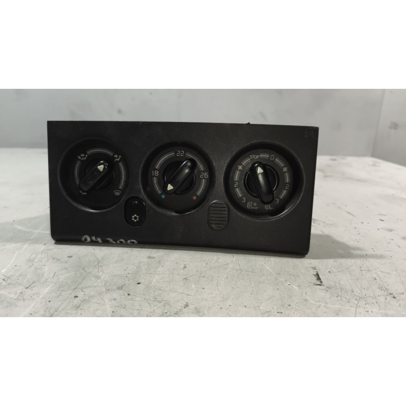Recambio de mando calefaccion / aire acondicionado para renault magnum ab 2005 12.8 diesel referencia OEM IAM 5010290297  